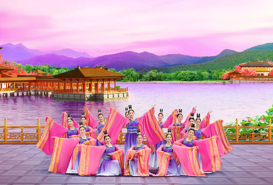 Tang Dynasty Grace Giclee Print