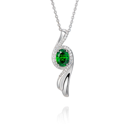 Flying Sleeves Necklace Green