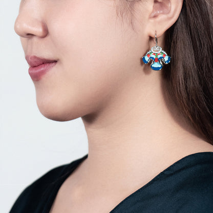 The Elegance of the Yi Earrings Blue
