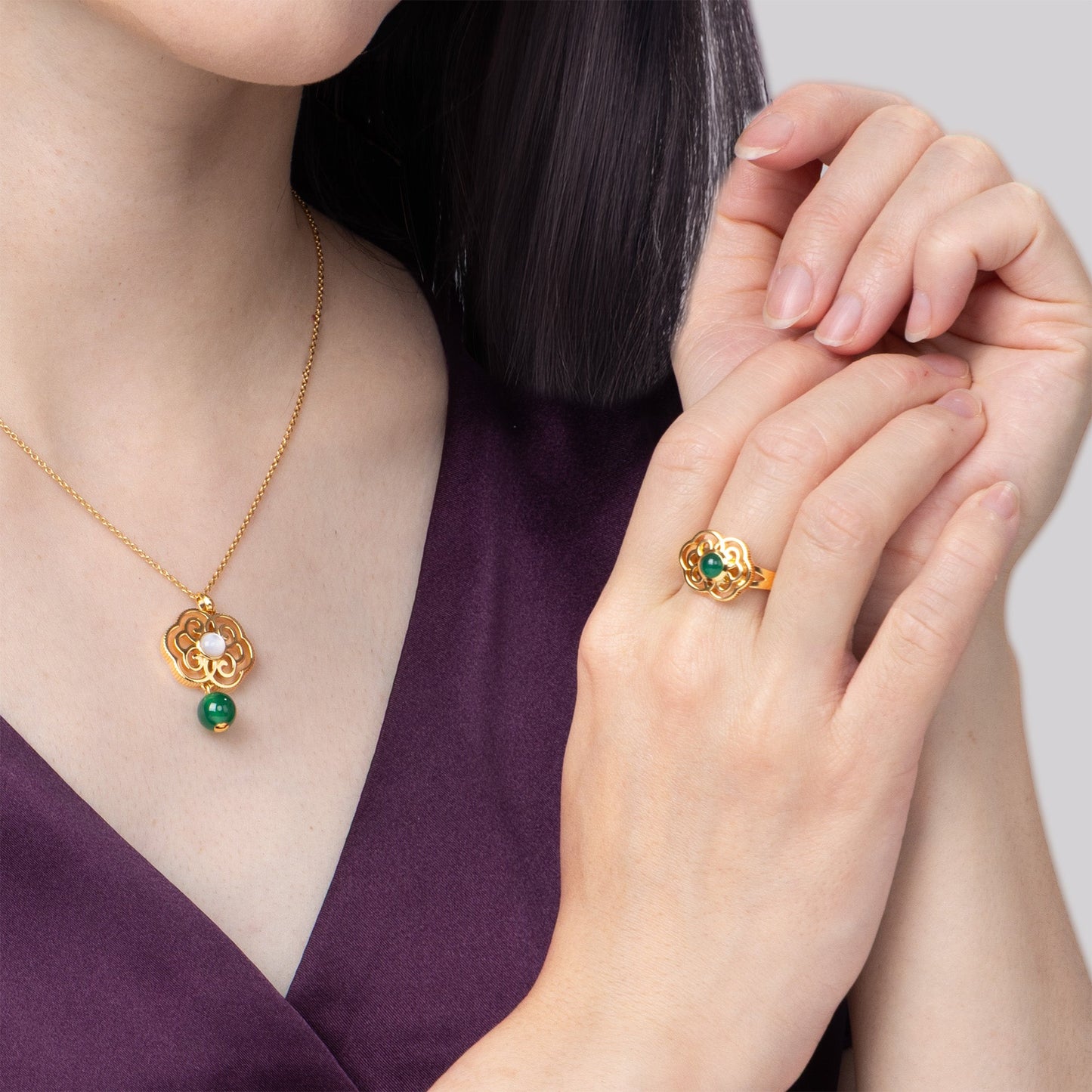 Blissful Ruyi Ring with Green Agate size 8/9