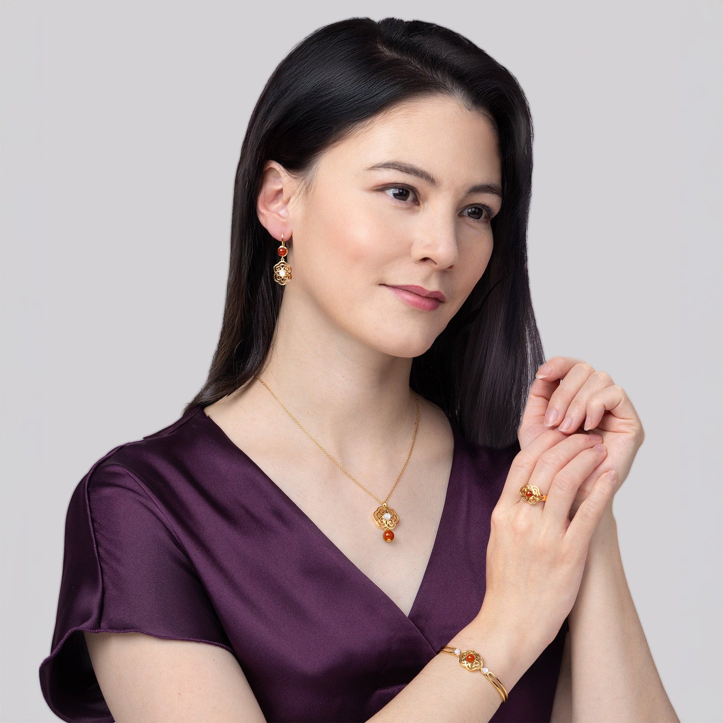 Blissful Ruyi Ring with Carnelian size 8/9