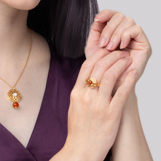 Blissful Ruyi Ring with Carnelian size 6/7