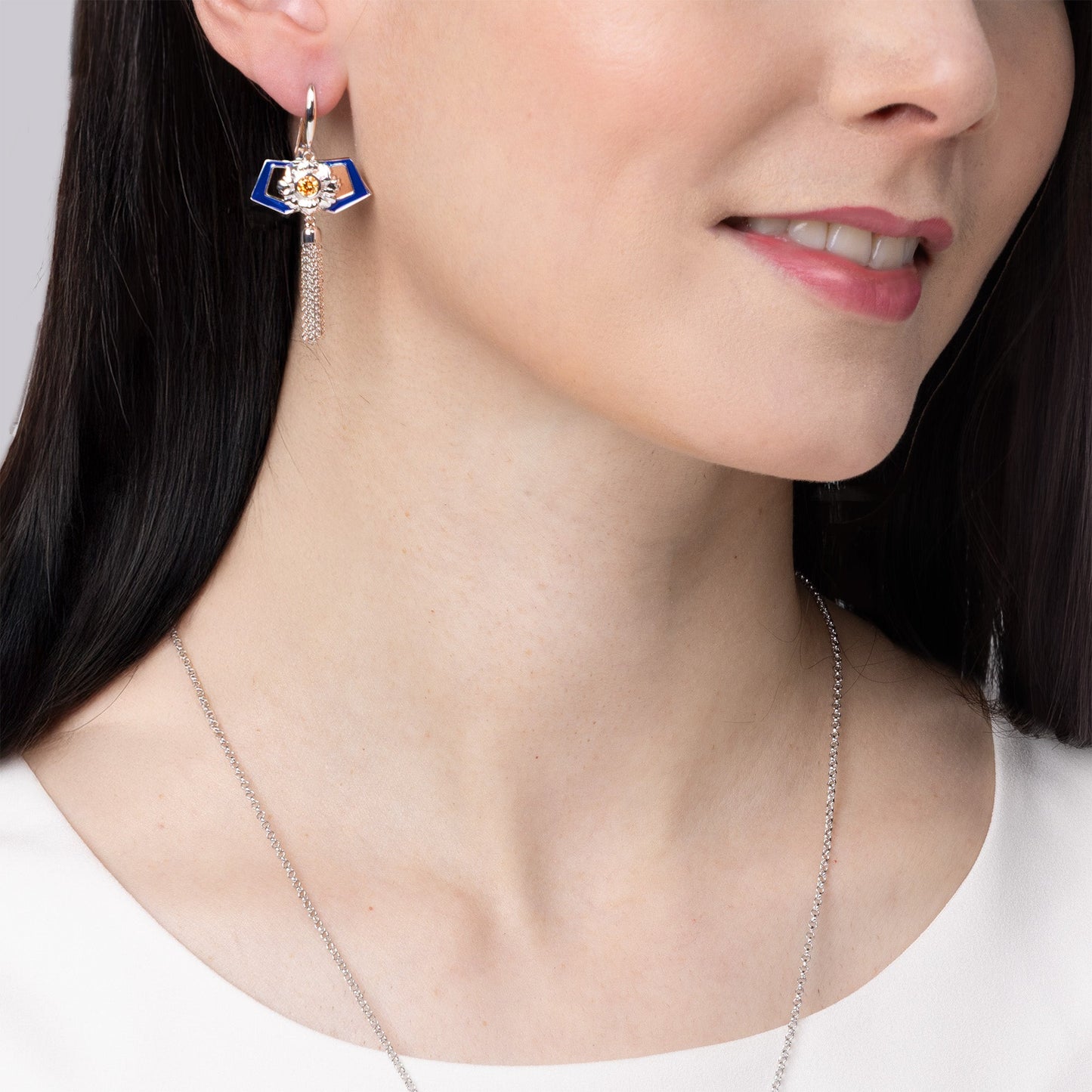 Manchurian Elegance Earrings Blue