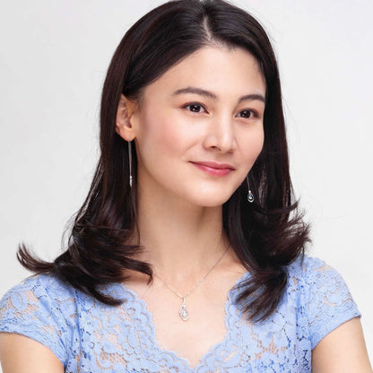 The Heavenly Phoenix Necklace 18kt White Gold with Aquamarine